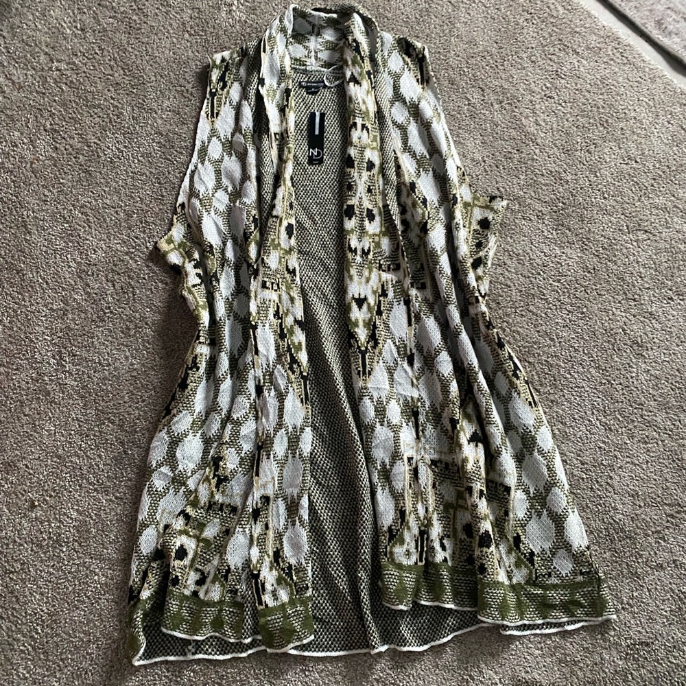 New directions jacquard vest sweater cardigan